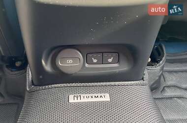 Внедорожник / Кроссовер Volvo C40 Recharge 2021 в 