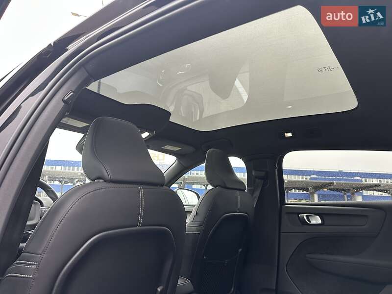 Внедорожник / Кроссовер Volvo C40 Recharge 2022 в Киеве