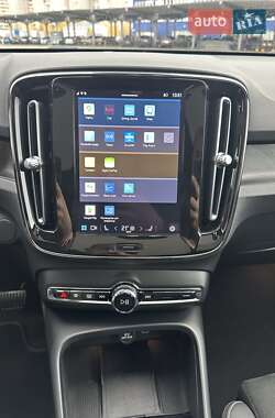 Внедорожник / Кроссовер Volvo C40 Recharge 2022 в 