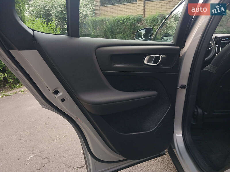 Внедорожник / Кроссовер Volvo C40 Recharge 2022 в Киеве