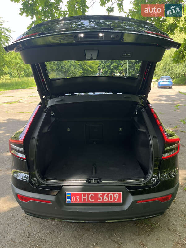 Внедорожник / Кроссовер Volvo C40 Recharge 2022 в Ровно