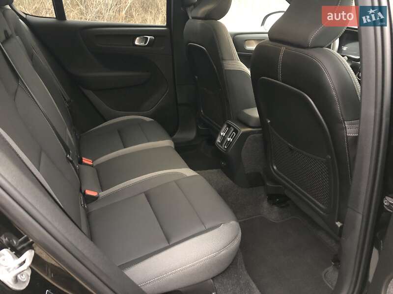 Внедорожник / Кроссовер Volvo C40 Recharge 2022 в Киеве