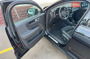 Внедорожник / Кроссовер Volvo C40 Recharge 2022 в 