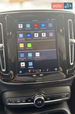 Внедорожник / Кроссовер Volvo C40 Recharge 2022 в 