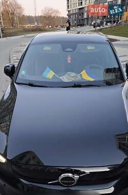 Внедорожник / Кроссовер Volvo C40 Recharge 2023 в 