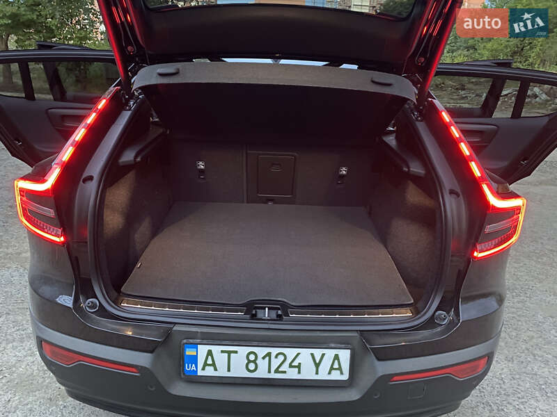 Внедорожник / Кроссовер Volvo C40 Recharge 2023 в Ивано-Франковске