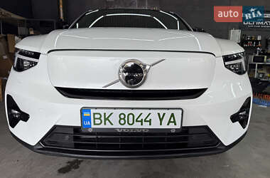Внедорожник / Кроссовер Volvo C40 Recharge 2023 в 