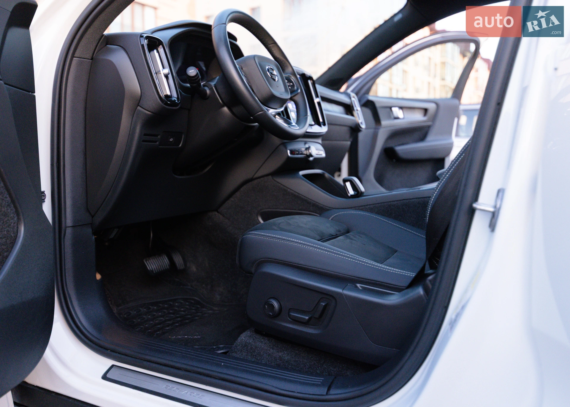 2023 Volvo C40 - мініатюра 34