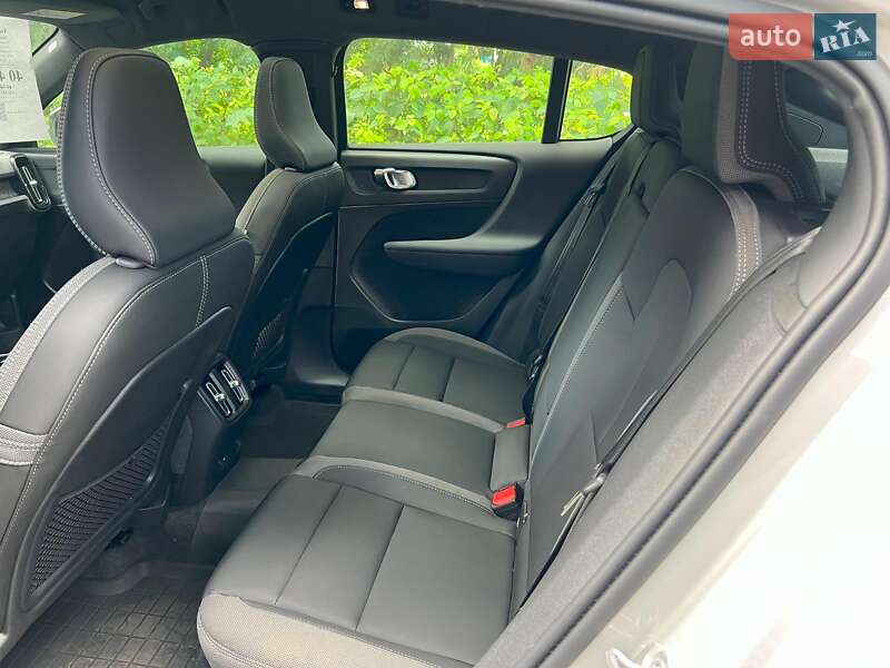 Внедорожник / Кроссовер Volvo C40 Recharge 2022 в Киеве