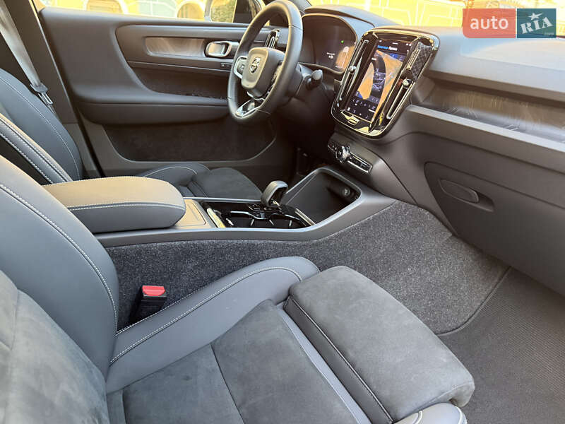 Внедорожник / Кроссовер Volvo C40 Recharge 2022 в Одессе