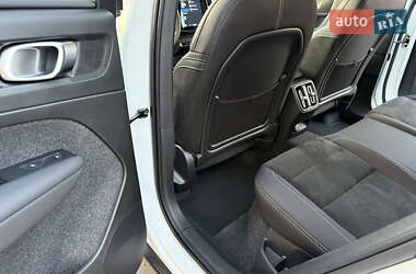 Внедорожник / Кроссовер Volvo C40 Recharge 2022 в 
