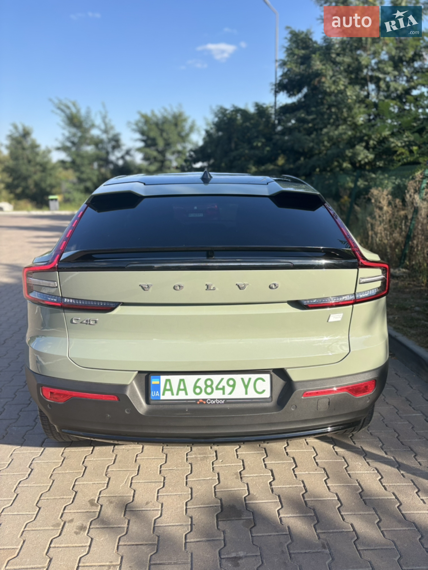 2022 Volvo C40 - мініатюра 4