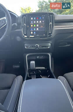 Внедорожник / Кроссовер Volvo C40 Recharge 2022 в 