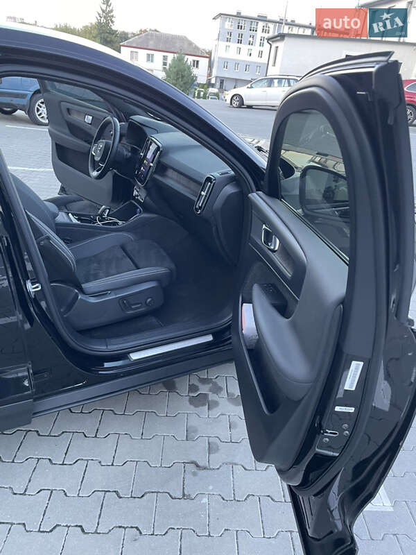 Внедорожник / Кроссовер Volvo C40 Recharge 2023 в Хмельницком