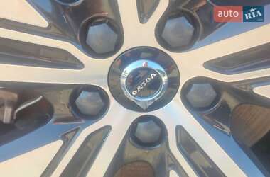 Внедорожник / Кроссовер Volvo C40 Recharge 2021 в 