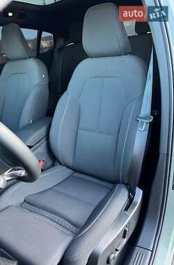 Внедорожник / Кроссовер Volvo C40 Recharge 2023 в 