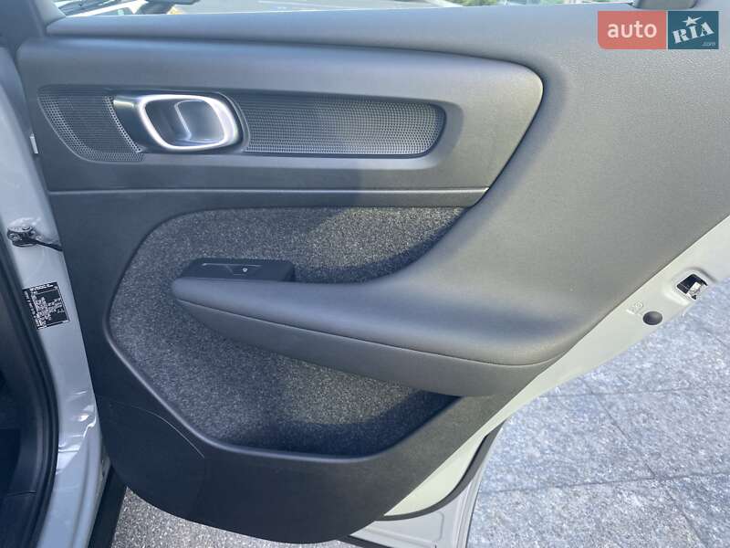 Внедорожник / Кроссовер Volvo C40 Recharge 2023 в Киеве