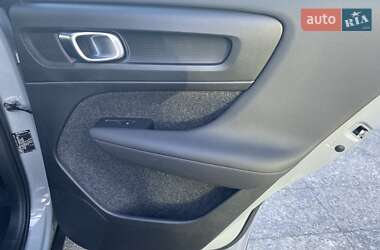 Внедорожник / Кроссовер Volvo C40 Recharge 2023 в 