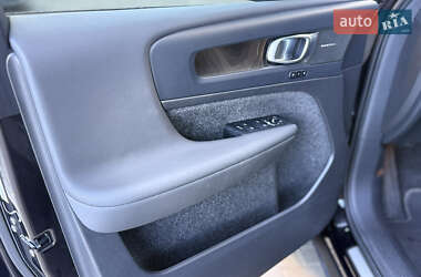 Внедорожник / Кроссовер Volvo C40 Recharge 2023 в 