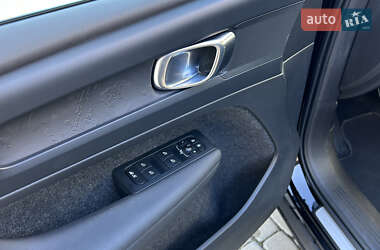 Внедорожник / Кроссовер Volvo C40 Recharge 2022 в 