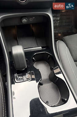 Внедорожник / Кроссовер Volvo C40 Recharge 2022 в 