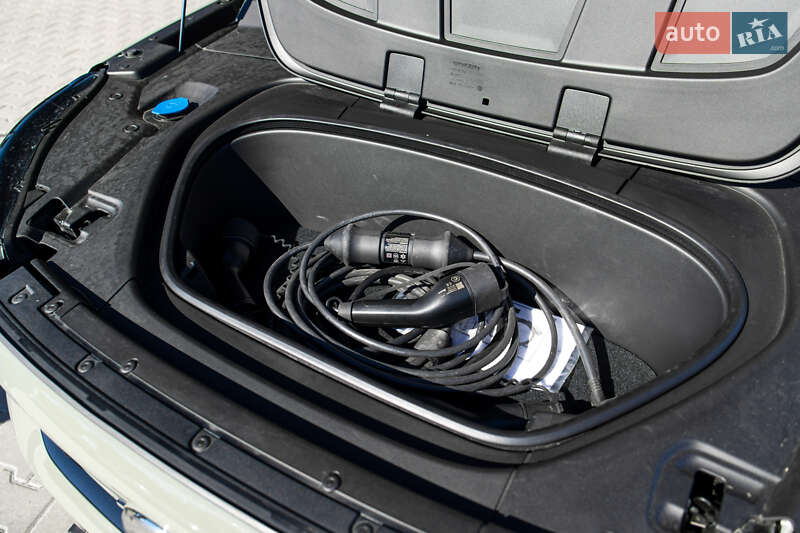 Позашляховик / Кросовер Volvo C40 Recharge 2022 в Львові фото 36 Позашляховик / Кросовер Volvo C40 Recharge 2022 в Львові