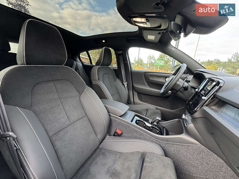 Внедорожник / Кроссовер Volvo C40 Recharge 2023 в Киеве фото 43 Внедорожник / Кроссовер Volvo C40 Recharge 2023 в Киеве