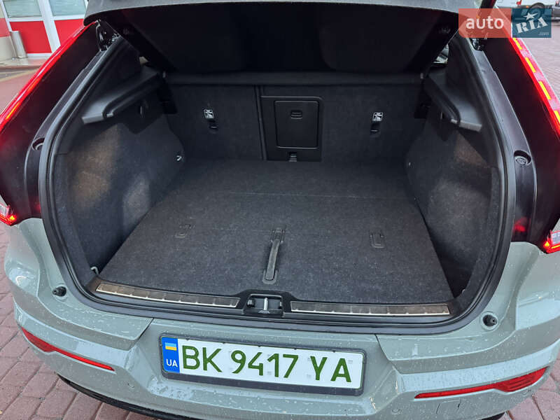 Внедорожник / Кроссовер Volvo C40 Recharge 2023 в Ровно