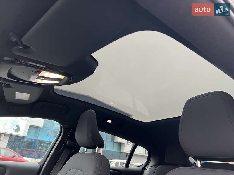 Внедорожник / Кроссовер Volvo C40 Recharge 2022 в Ковеле