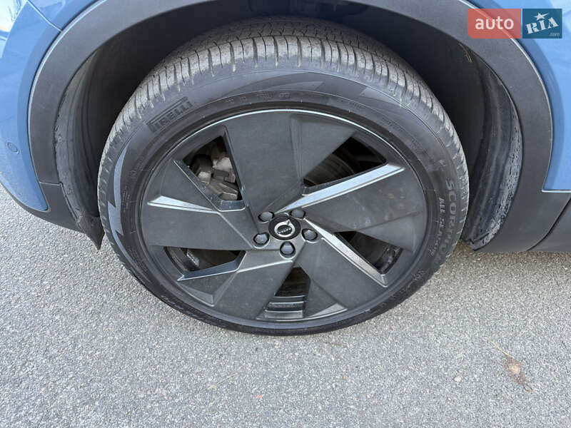 Внедорожник / Кроссовер Volvo C40 Recharge 2022 в Киеве