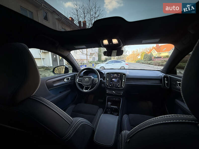 Внедорожник / Кроссовер Volvo C40 Recharge 2022 в Киеве