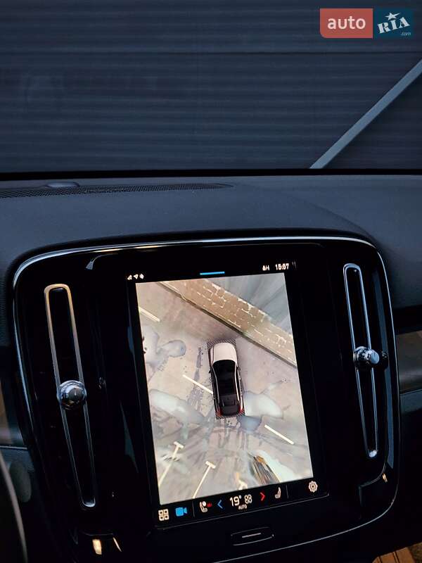 Позашляховик / Кросовер Volvo C40 Recharge 2022 в Києві