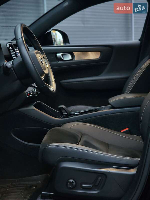 Позашляховик / Кросовер Volvo C40 Recharge 2022 в Києві