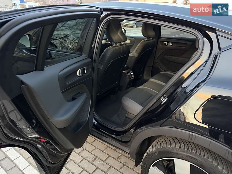 Внедорожник / Кроссовер Volvo C40 Recharge 2023 в Ровно фото 19 Внедорожник / Кроссовер Volvo C40 Recharge 2023 в Ровно