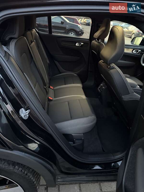 Внедорожник / Кроссовер Volvo C40 Recharge 2023 в Ровно фото 21 Внедорожник / Кроссовер Volvo C40 Recharge 2023 в Ровно