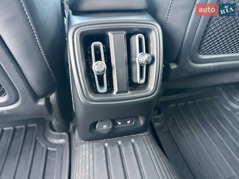 Позашляховик / Кросовер Volvo C40 Recharge 2023 в Львові