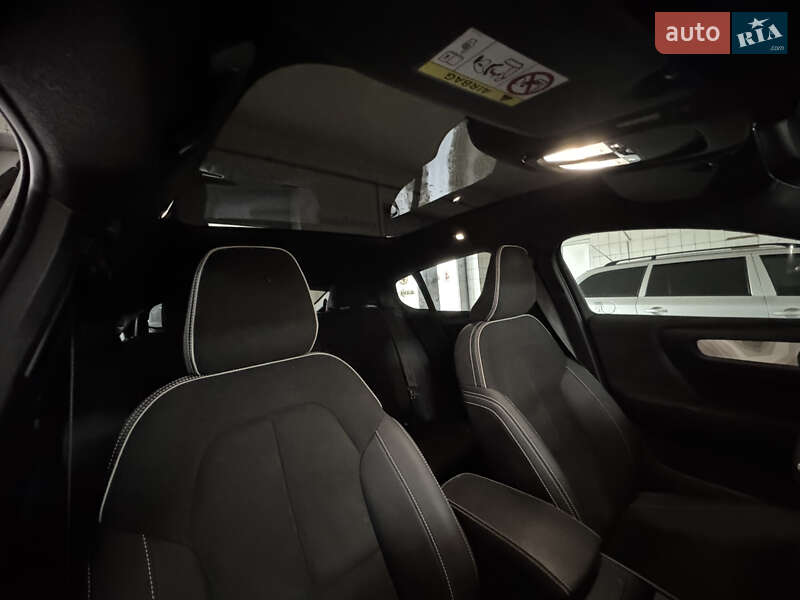 Внедорожник / Кроссовер Volvo C40 Recharge 2022 в Виннице фото 15 Внедорожник / Кроссовер Volvo C40 Recharge 2022 в Виннице