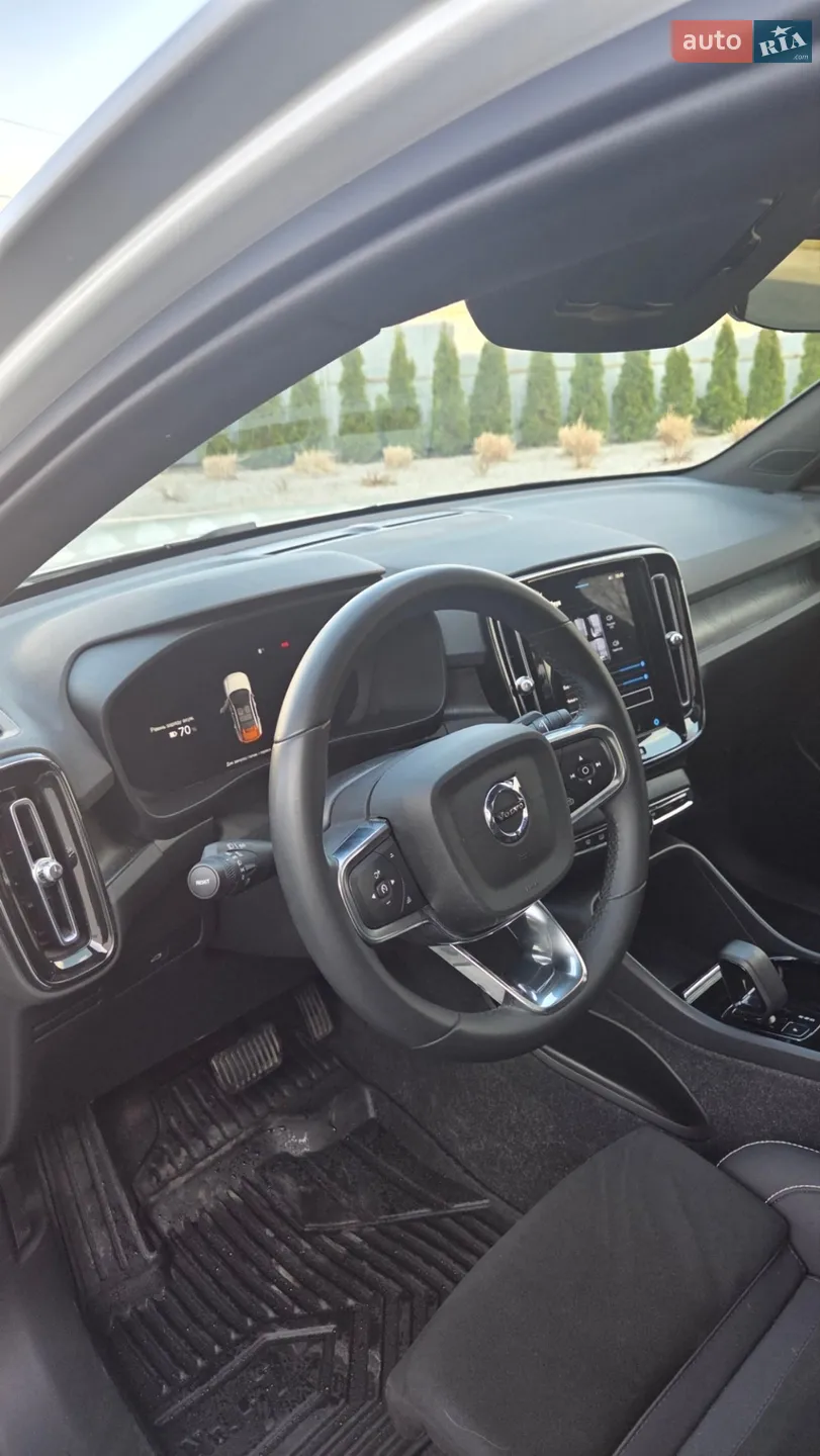 2023 Volvo C40 - мініатюра 8