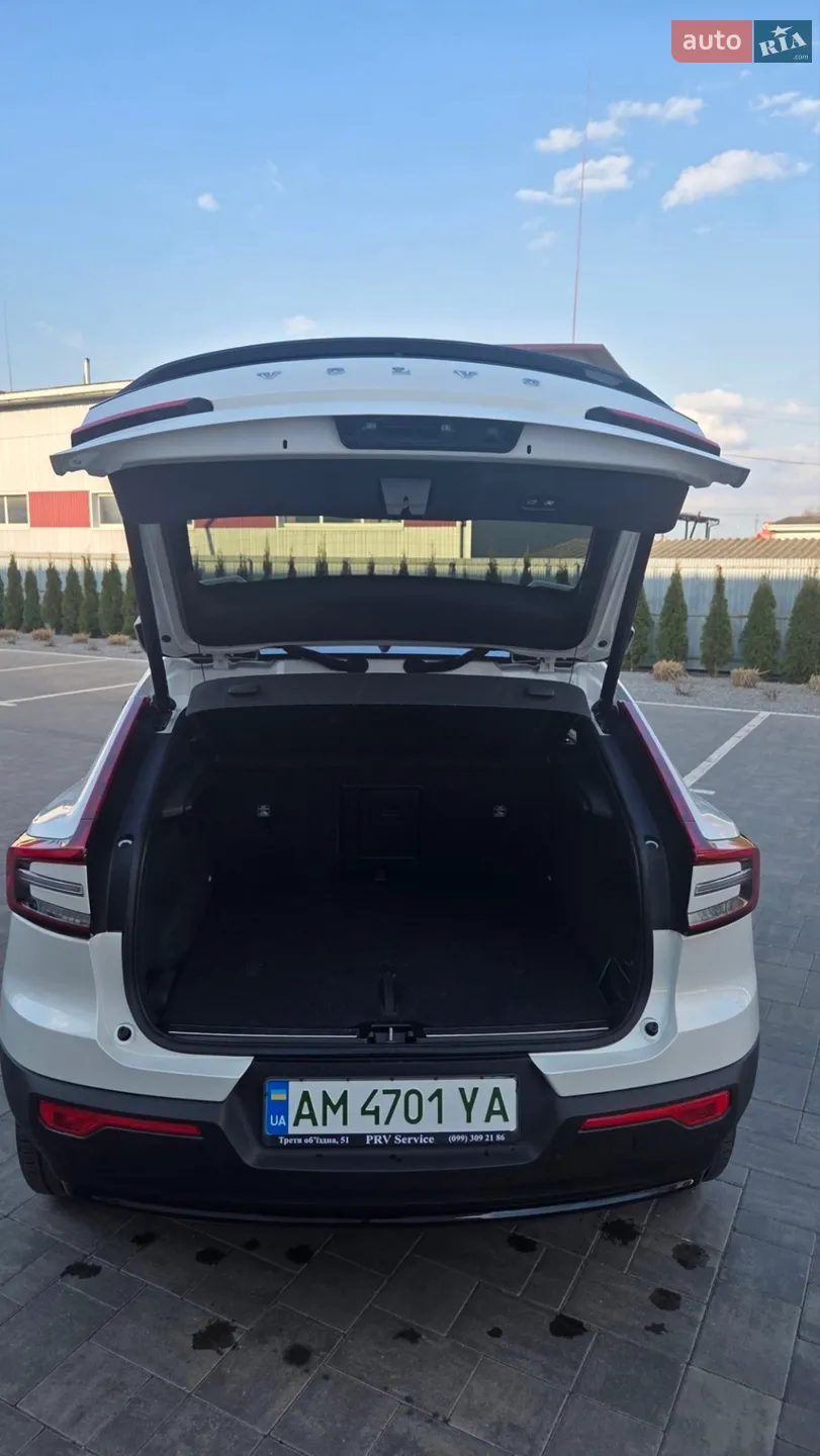 2023 Volvo C40 - мініатюра 15