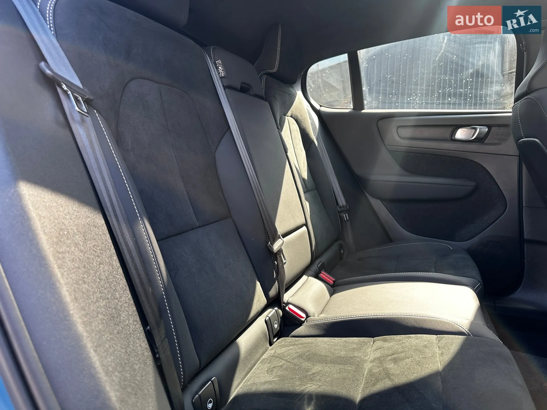 2023 Volvo C40 - мініатюра 16