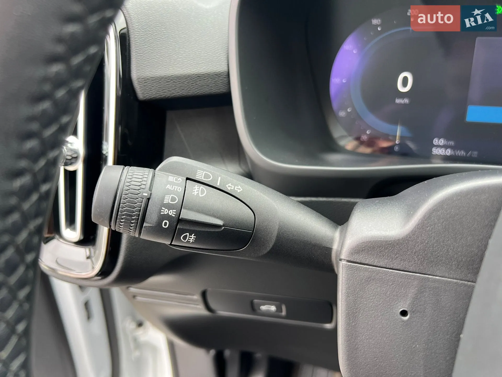 2023 Volvo C40 - мініатюра 18