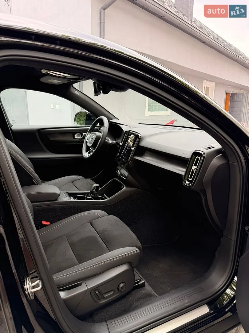 2022 Volvo C40 - мініатюра 23