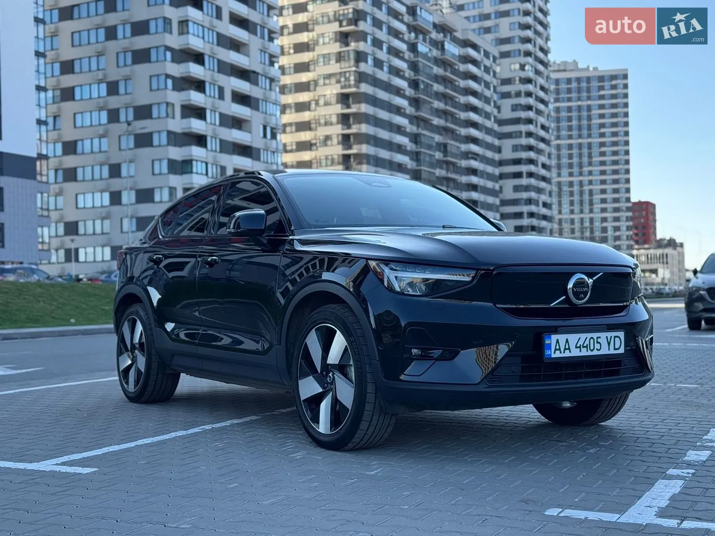 2022 Volvo C40 - мініатюра 2