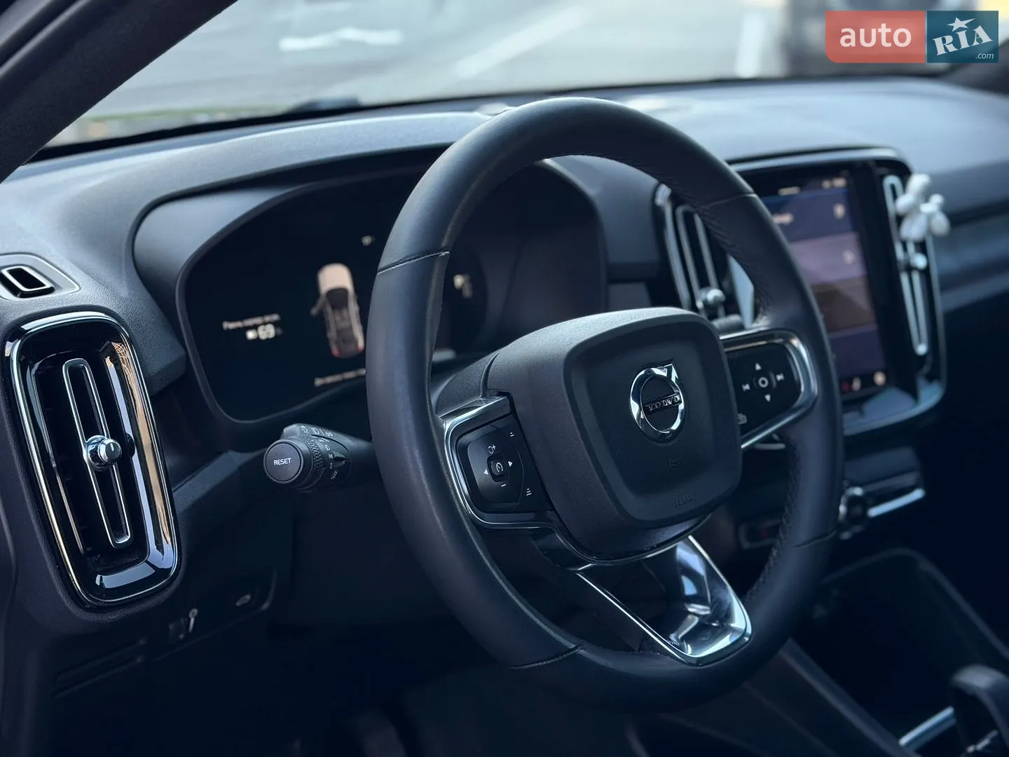 2022 Volvo C40 - мініатюра 51