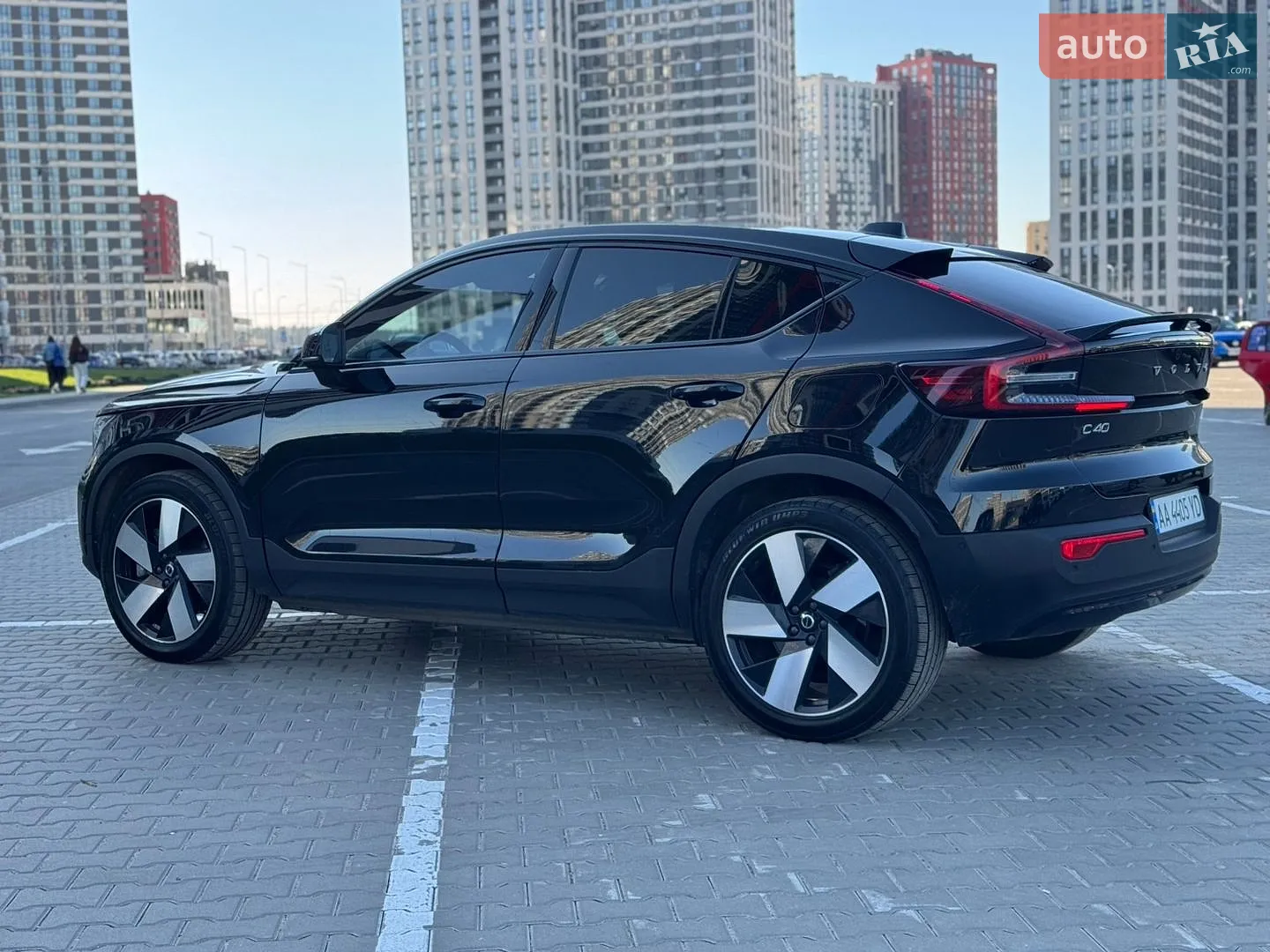2022 Volvo C40 - мініатюра 16