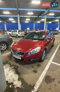 Кабриолет Volvo C70 2012 в 