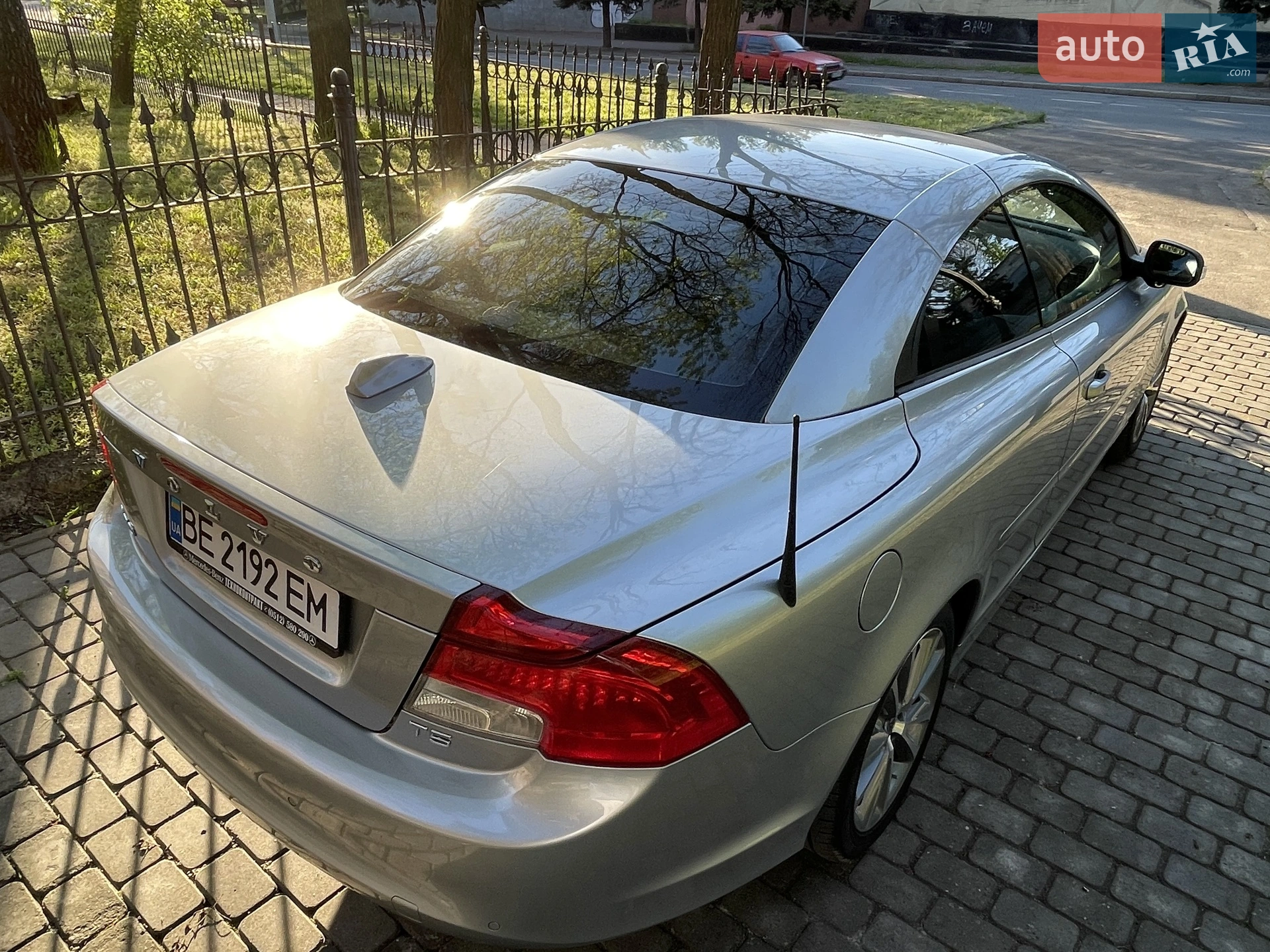 2010 Volvo C70 - мініатюра 7