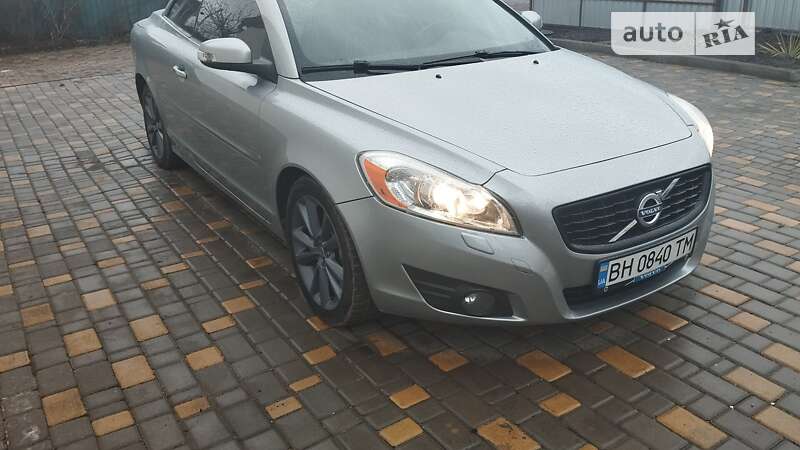 Кабриолет Volvo C70 2010 в Одессе фото Кабриолет Volvo C70 2010 в Одессе