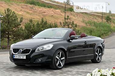 Volvo C70 2011