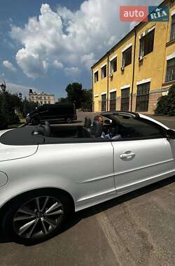 Кабриолет Volvo C70 2010 в 